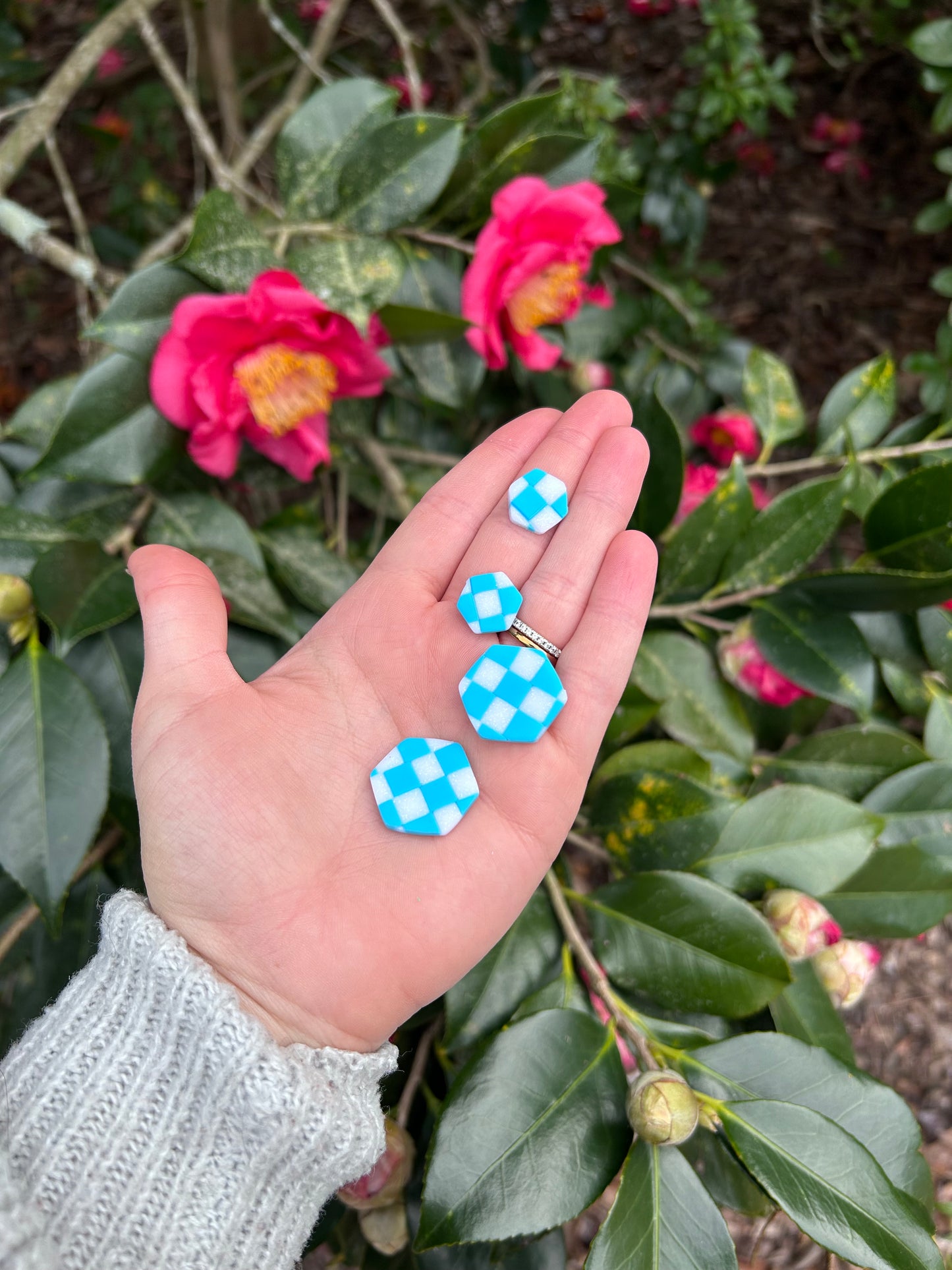 !NEW! Blue checkered studs