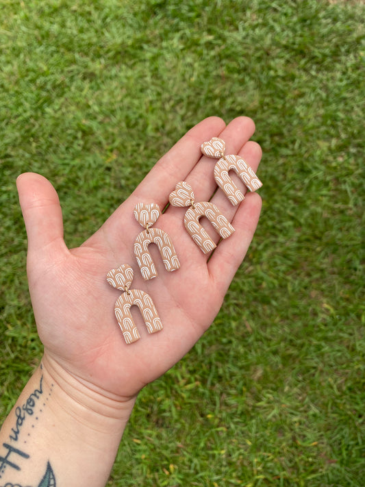 Beige rainbow earrings